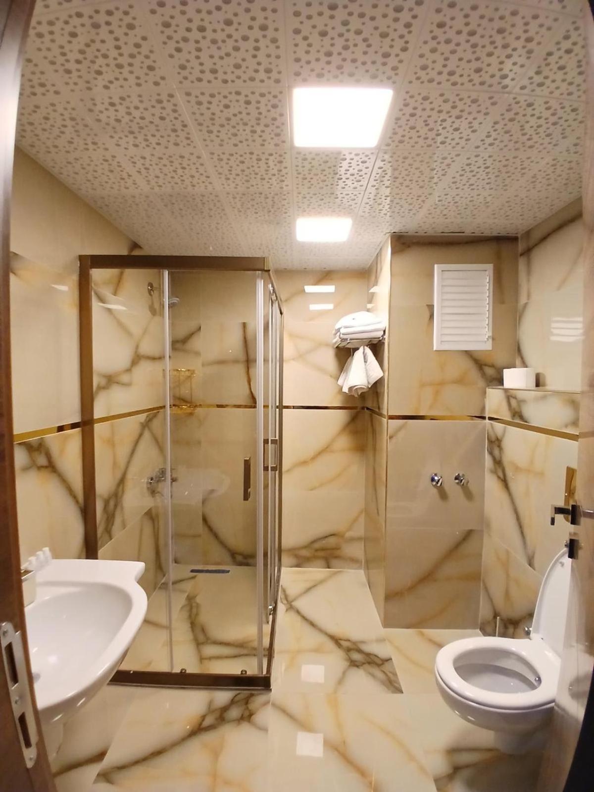 Otel Safari 3*